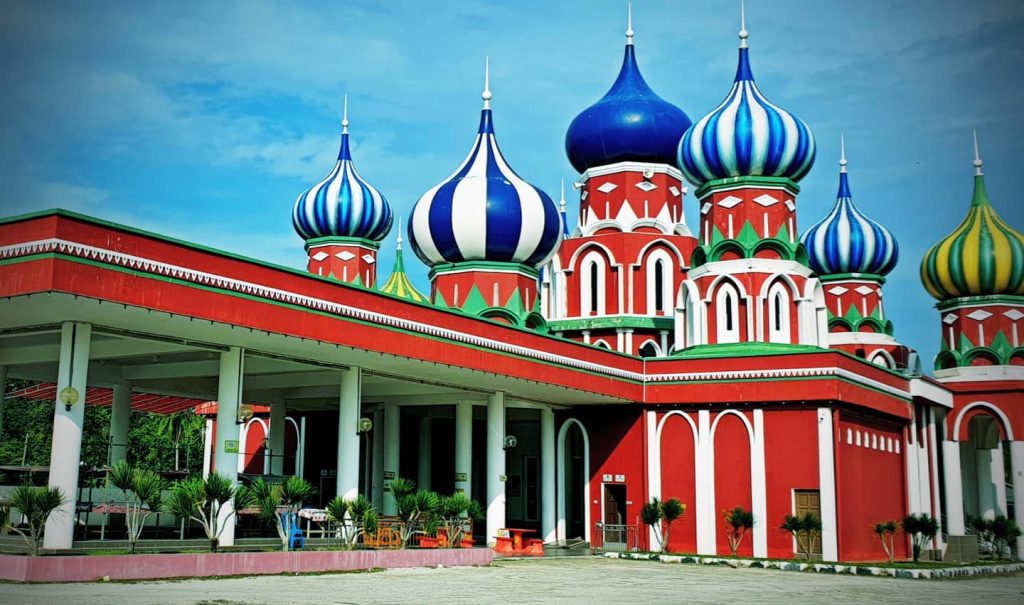 Tempat Menarik Di Besut-Masjid Lapan Kubah