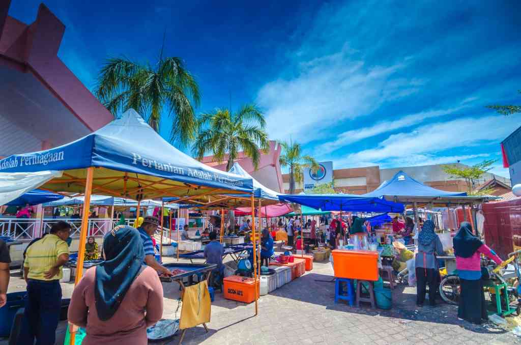Tempat Menarik Di Besut-Pasar Tani Kuala Besu