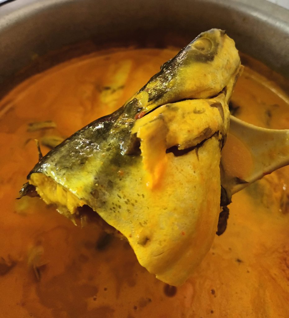 Angah Maju patin tempoyak